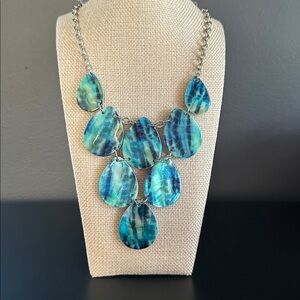 Women’s necklace with turquoise blue statement necklace silver